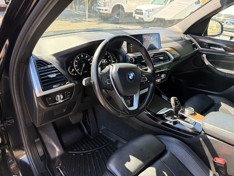 Used 2018 BMW X3 xDrive30i AWD/4WD image 16