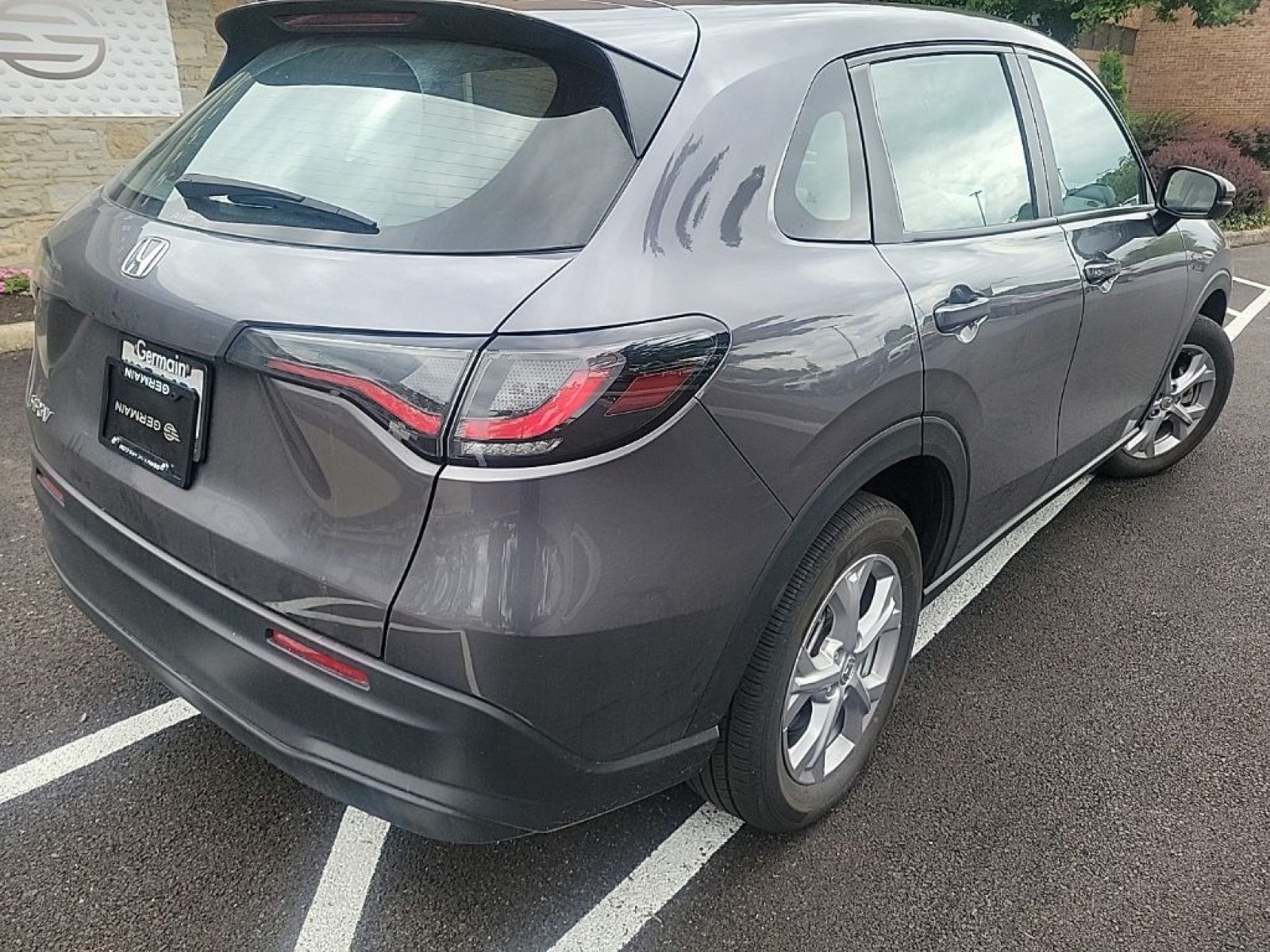 Used 2024 Honda HR-V LX image 7