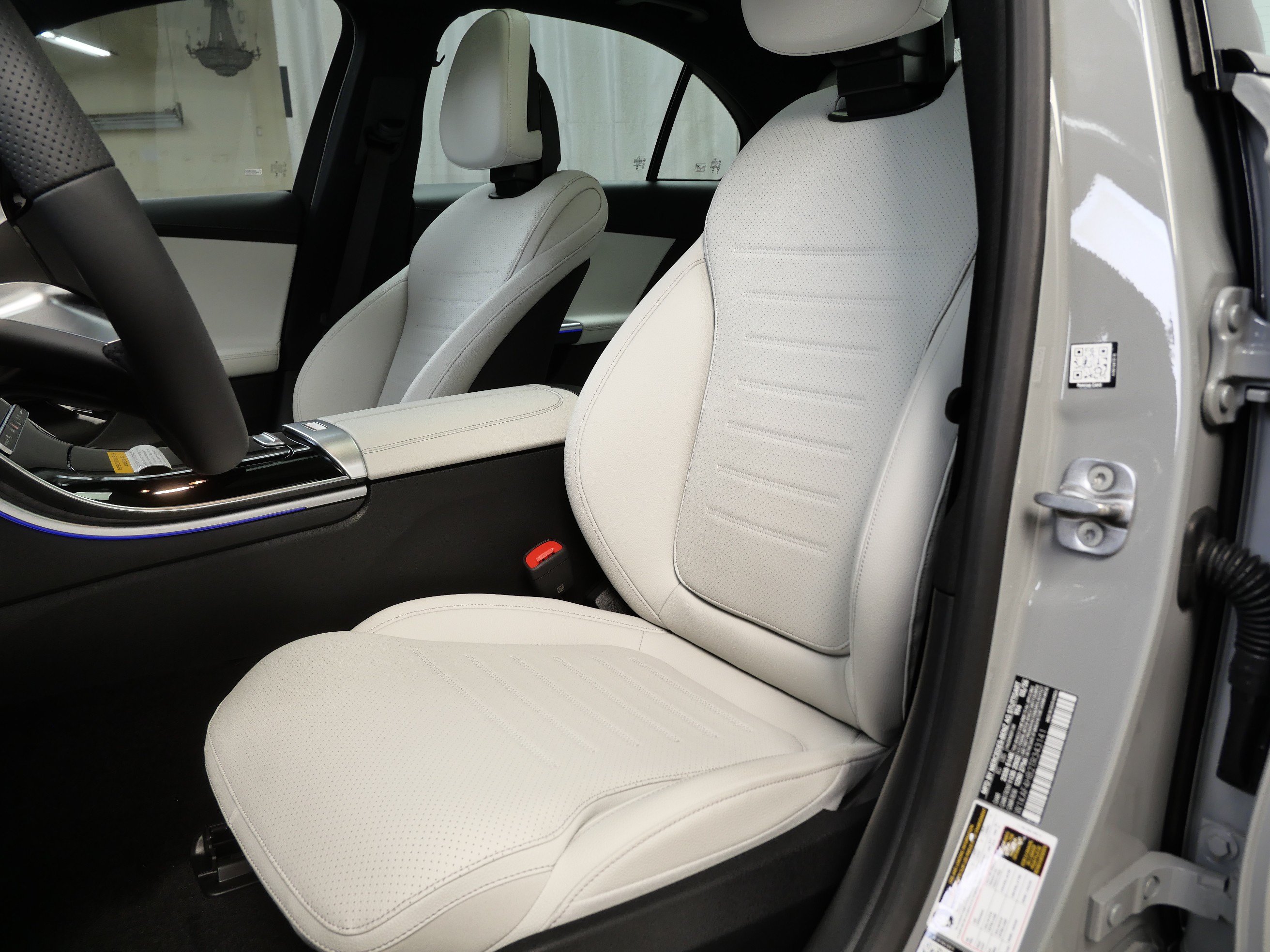 New 2026 Mercedes-Benz C 300 4MATIC Sedan image 3