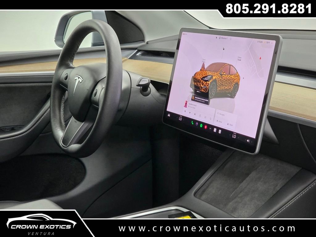 Used 2024 Tesla Model Y Performance image 11