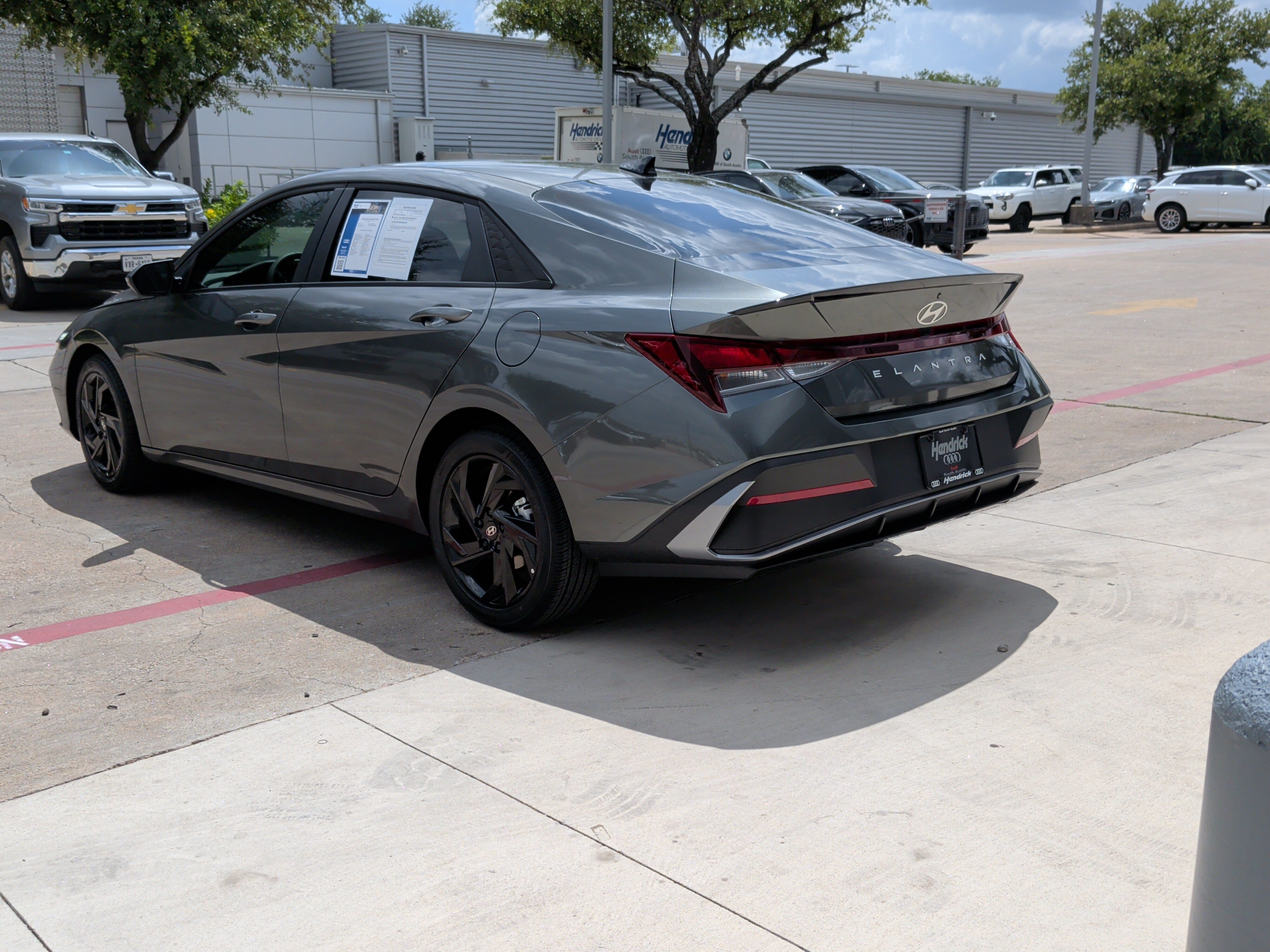 Used 2026 Hyundai Elantra Sport w/ Cargo Package FWD image 8