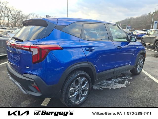 Certified 2024 Kia Seltos LX image 5