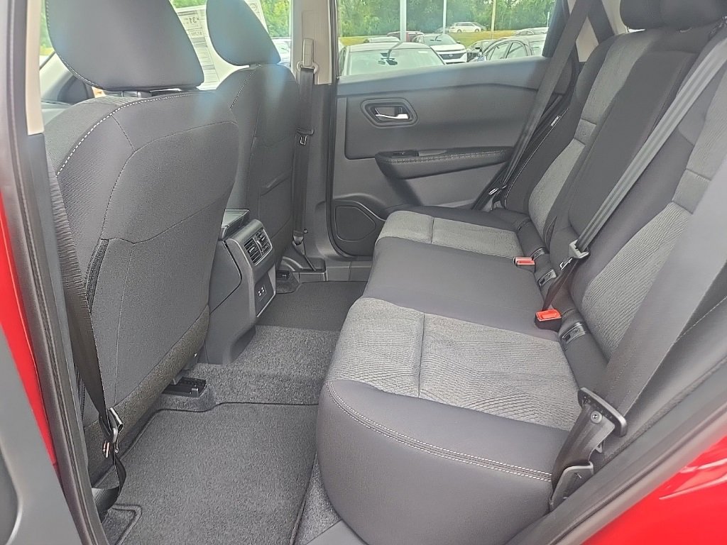 New 2026 Nissan Rogue SV image 31