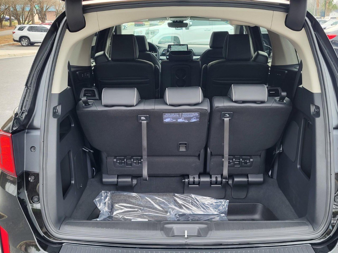 New 2026 Honda Odyssey Elite image 4