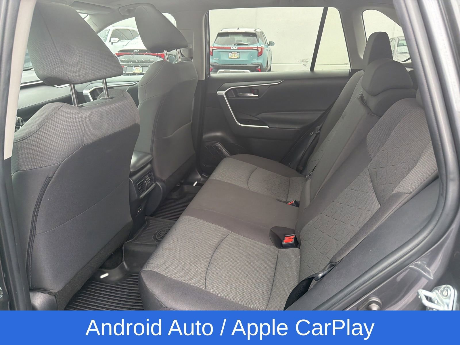 Used 2023 Toyota RAV4 XLE image 18