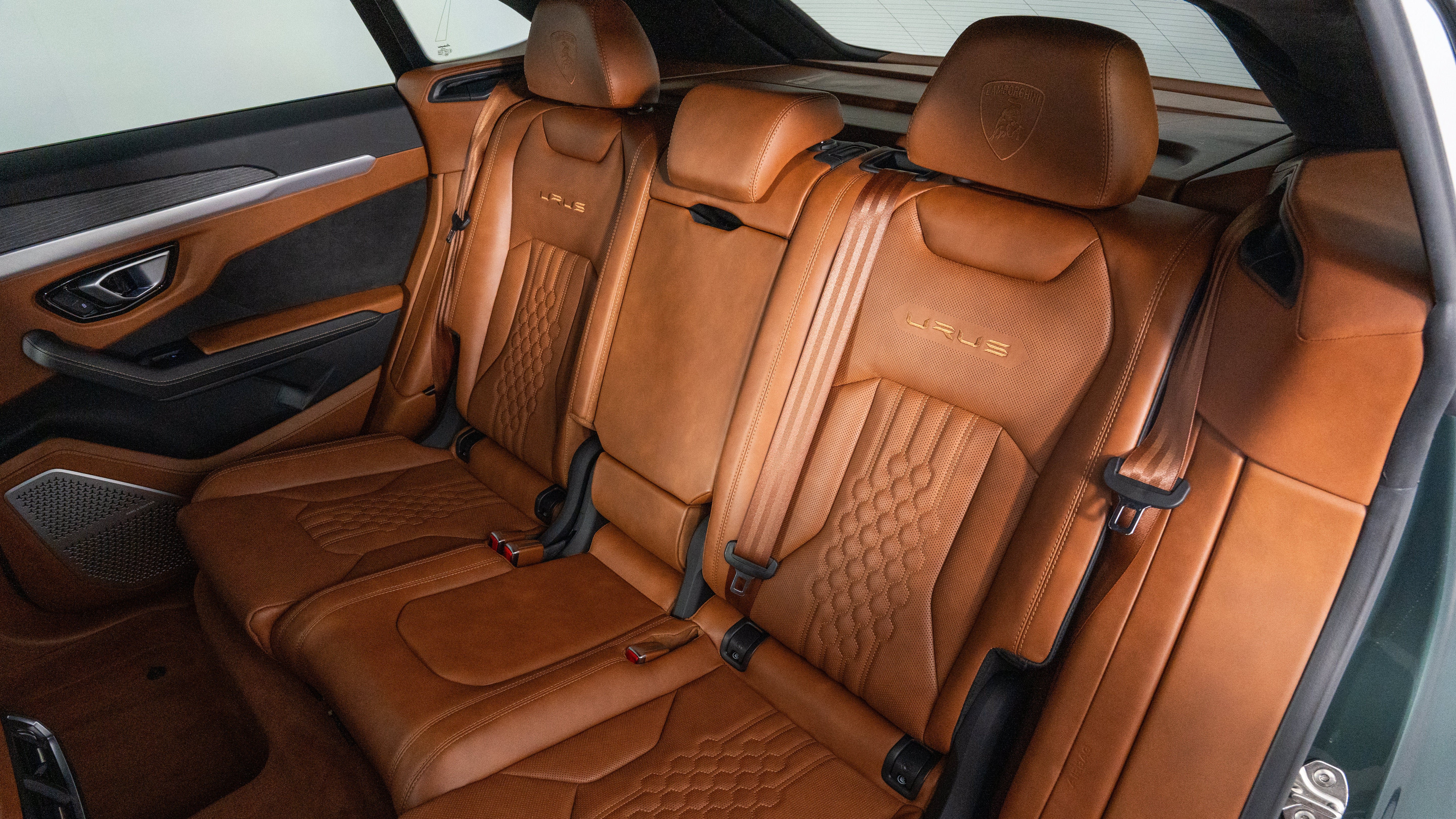Used 2024 Lamborghini Urus S AWD/4WD image 37