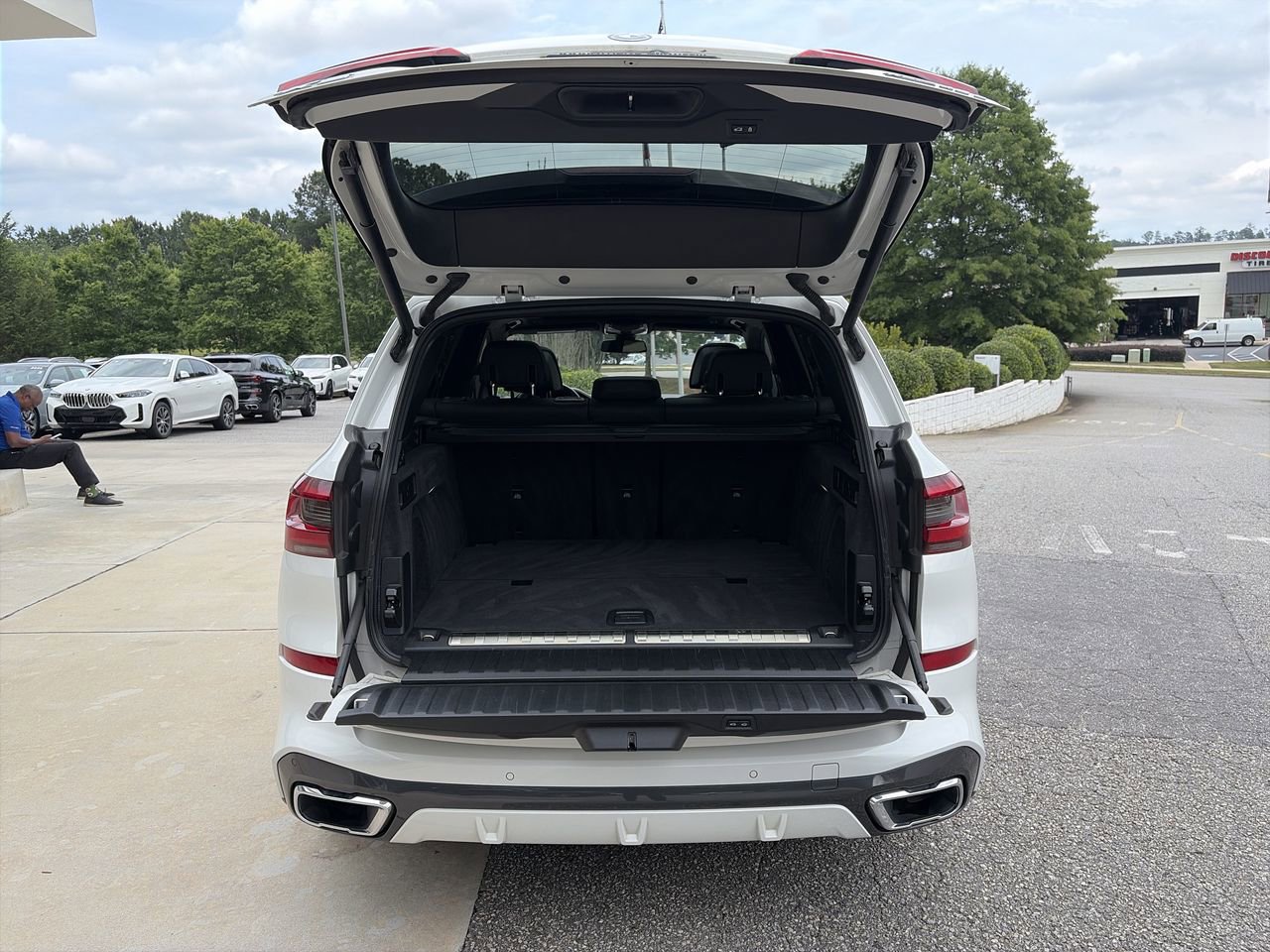 Used 2022 BMW X5 xDrive45e w/ M Sport Package AWD/4WD image 33