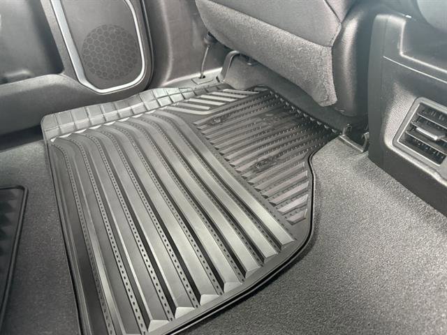 Used 2022 Chevrolet Silverado 1500 LT image 20