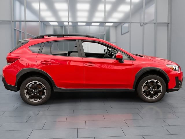 Used 2023 Subaru Crosstrek 2.0i Premium AWD/4WD image 2