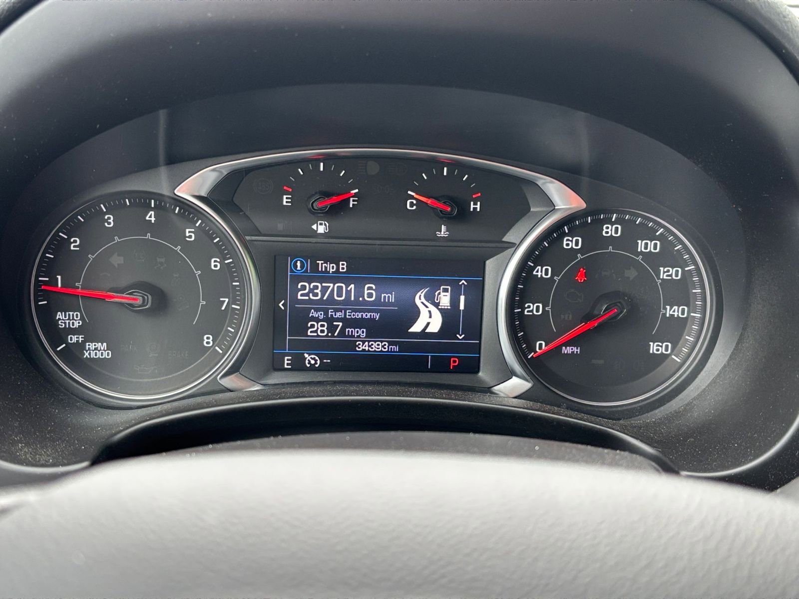 Used 2024 GMC Terrain SLE FWD image 39