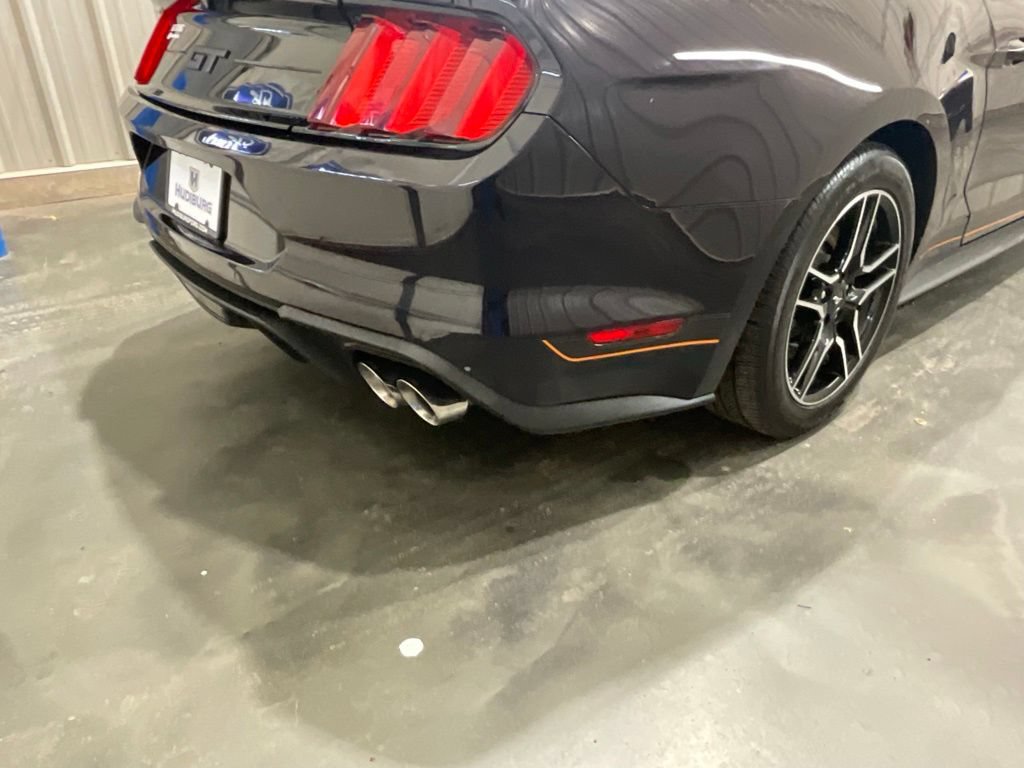 Used 2022 Ford Mustang GT Premium w/ Equipment Group 401A RWD image 28