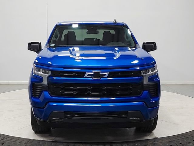 Used 2023 Chevrolet Silverado 1500 RST w/ Protection Package AWD/4WD image 2