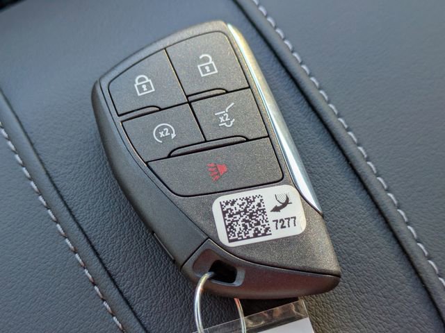 New 2026 Buick Enclave Avenir w/ Super Cruise Package FWD image 33