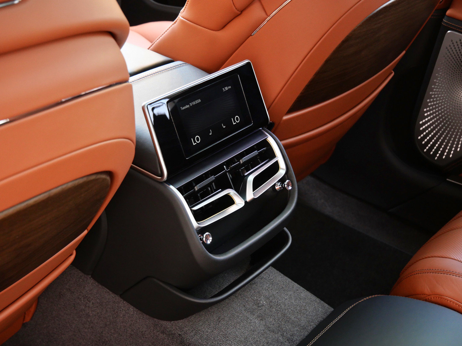 New 2026 Bentley Flying Spur V8 AWD/4WD image 22