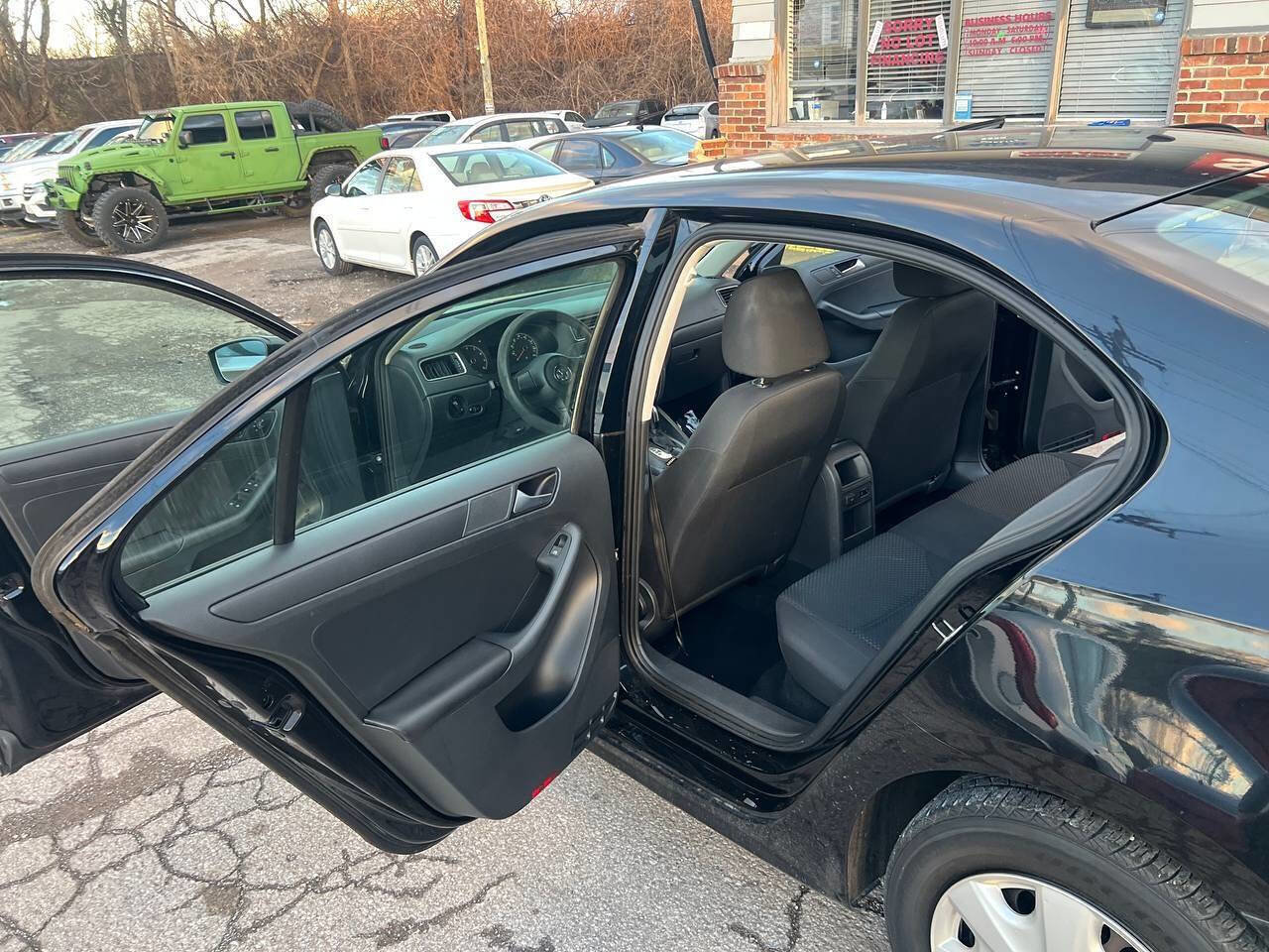 Used 2014 Volkswagen Jetta S image 12