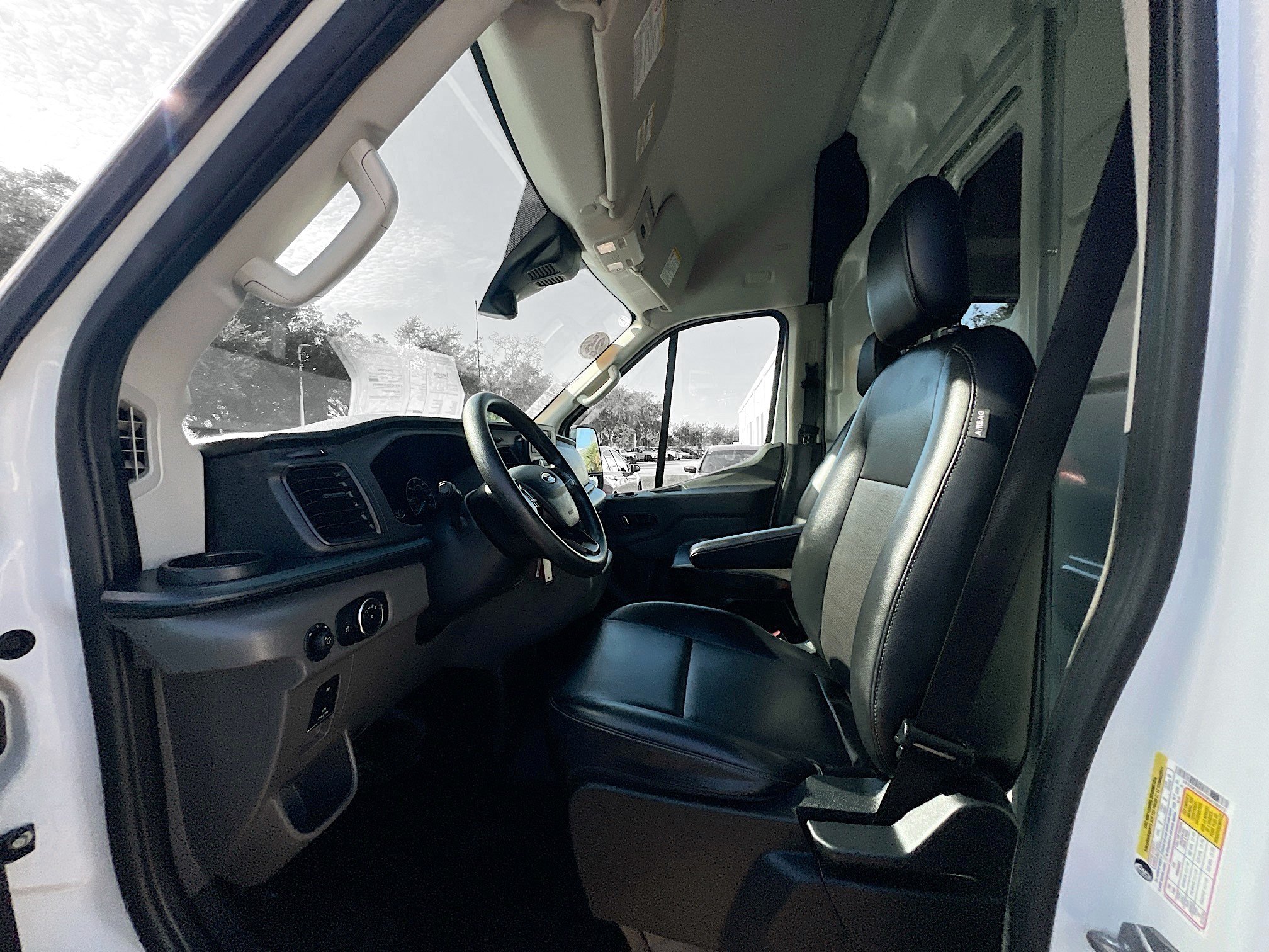 Used 2025 Ford Transit 250 148 High Roof Extended w/ Load Area Protection Package RWD image 14