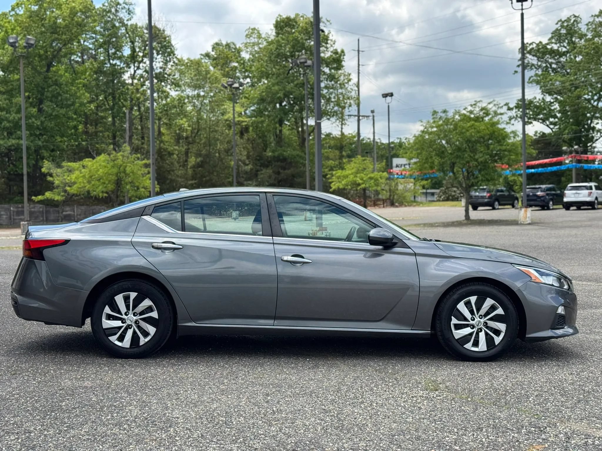 Used 2019 Nissan Altima 2.5 S FWD image 6