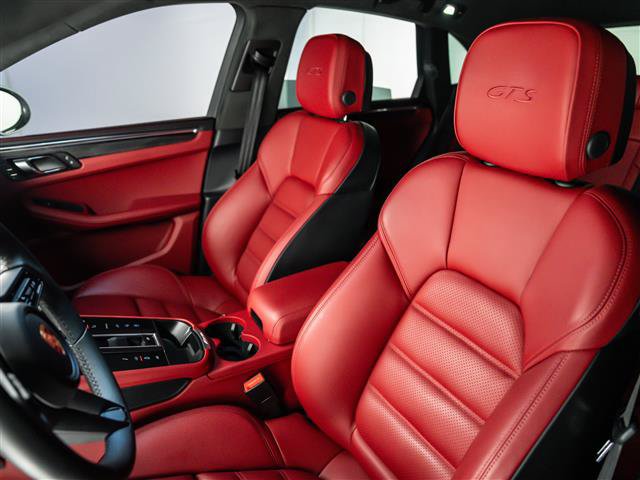 Certified 2026 Porsche Macan GTS AWD/4WD image 5