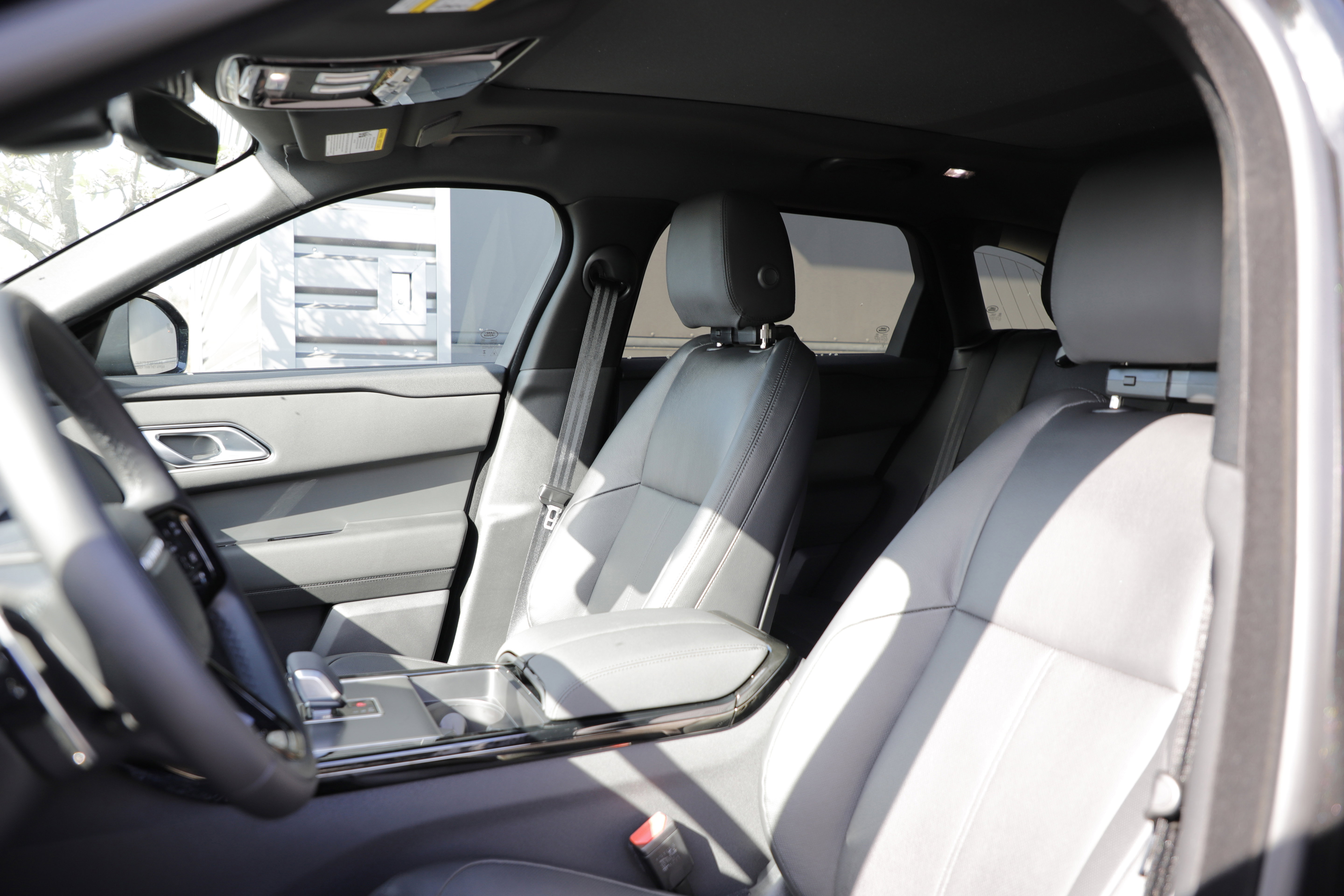 New 2026 Land Rover Range Rover Velar S image 18