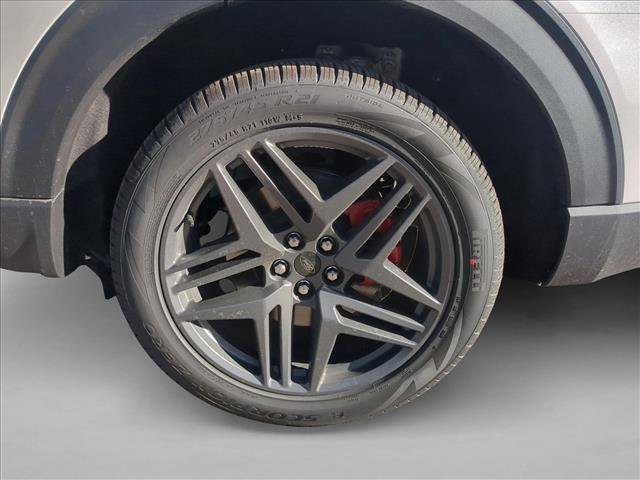 New 2025 Ford Explorer ST-Line w/ ST-Line Street Pack image 9