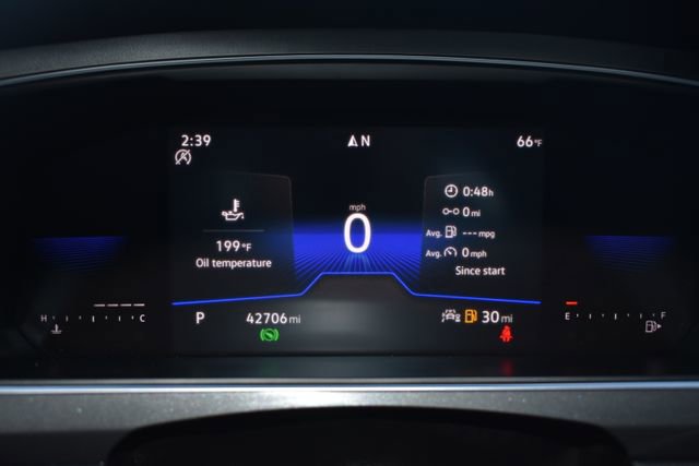 Used 2023 Volkswagen Tiguan SE R-Line image 18