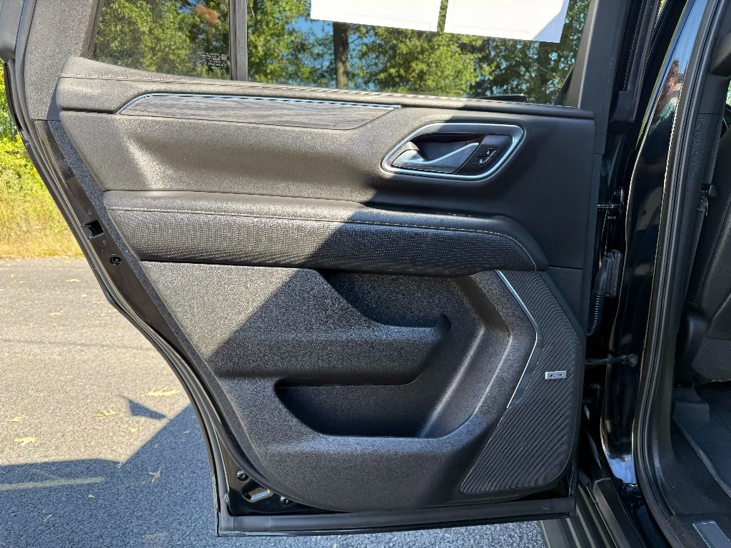 Used 2021 GMC Yukon SLT image 28