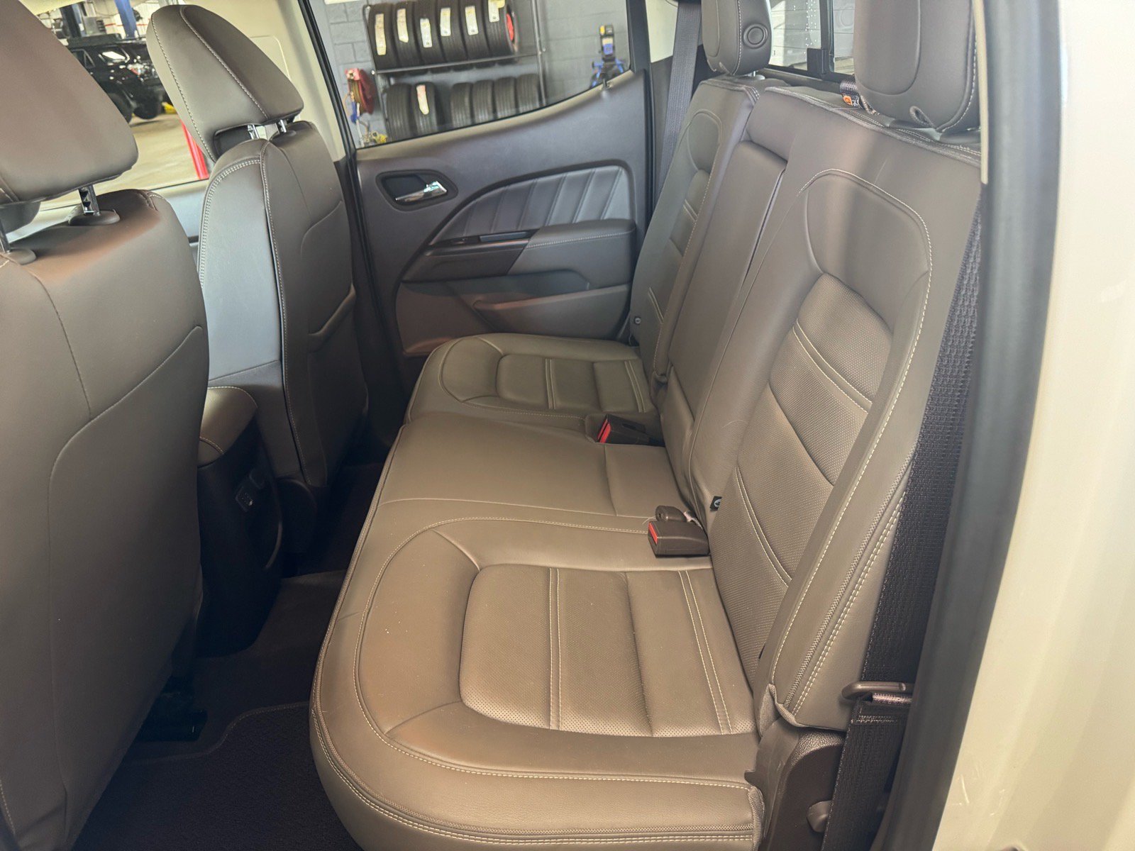 Used 2022 GMC Canyon Denali AWD/4WD image 13