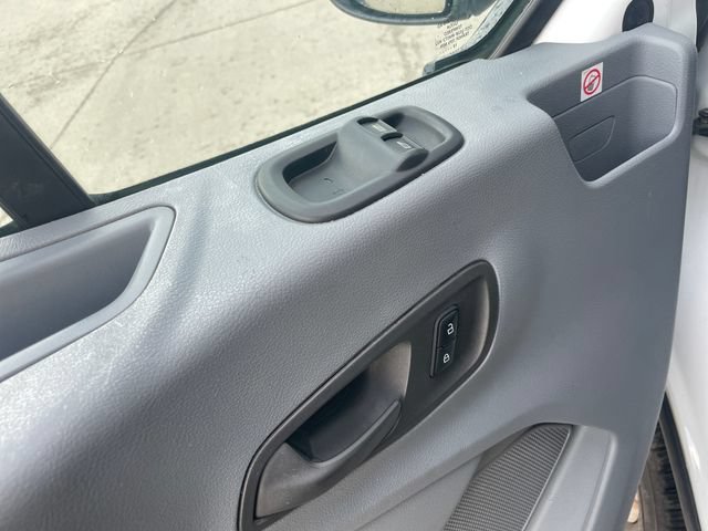 Used 2019 Ford Transit 250 148 Medium Roof RWD image 21