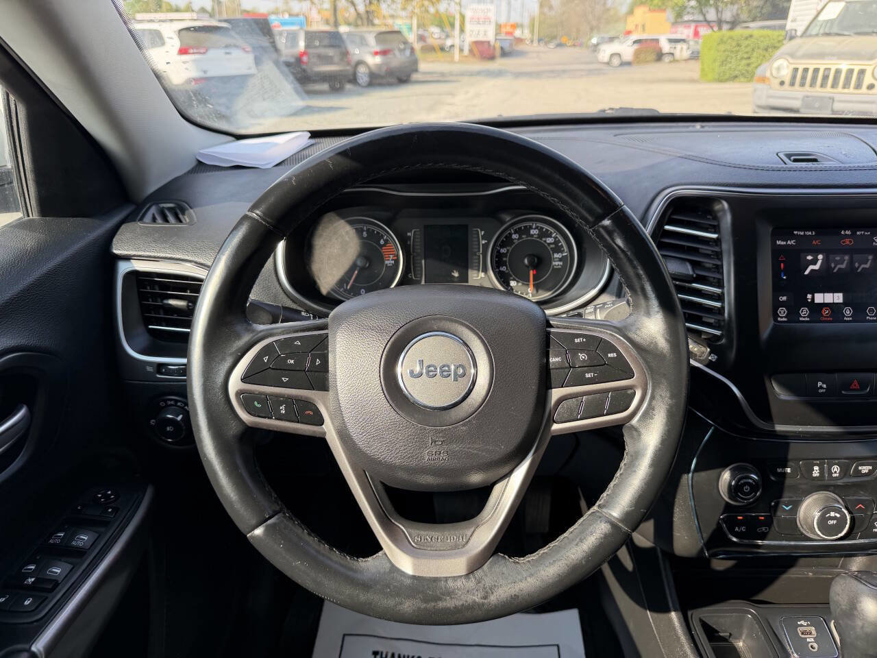 Used 2019 Jeep Cherokee Latitude Plus image 23