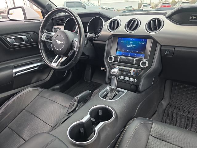 Used 2020 Ford Mustang Premium image 15