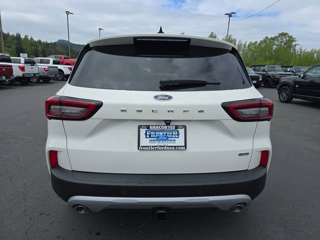 New 2025 Ford Escape SE w/ Class II Trailer Tow Package image 5
