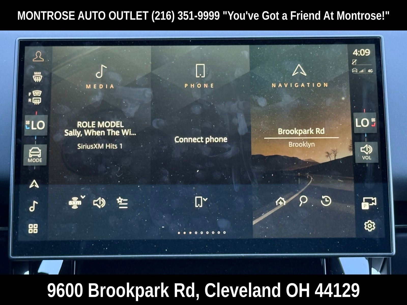 New 2025 Land Rover Range Rover Sport SE image 20