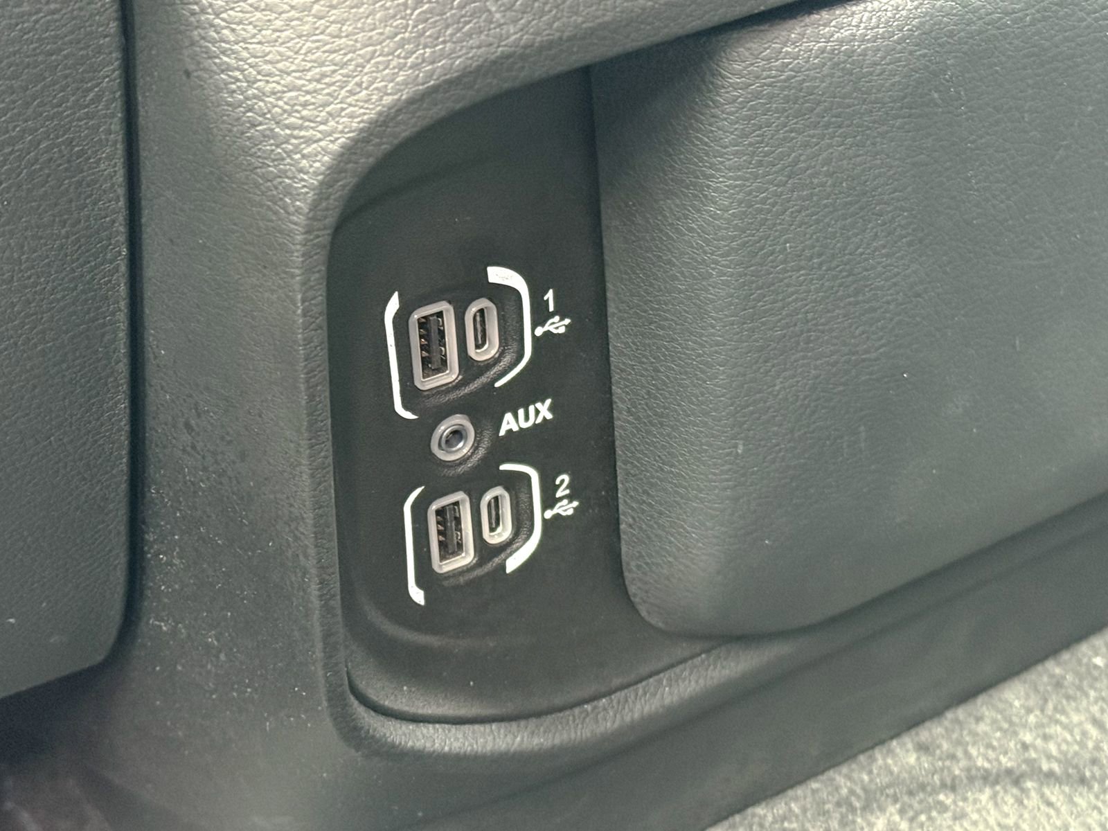 Used 2024 RAM 1500 Big Horn image 27