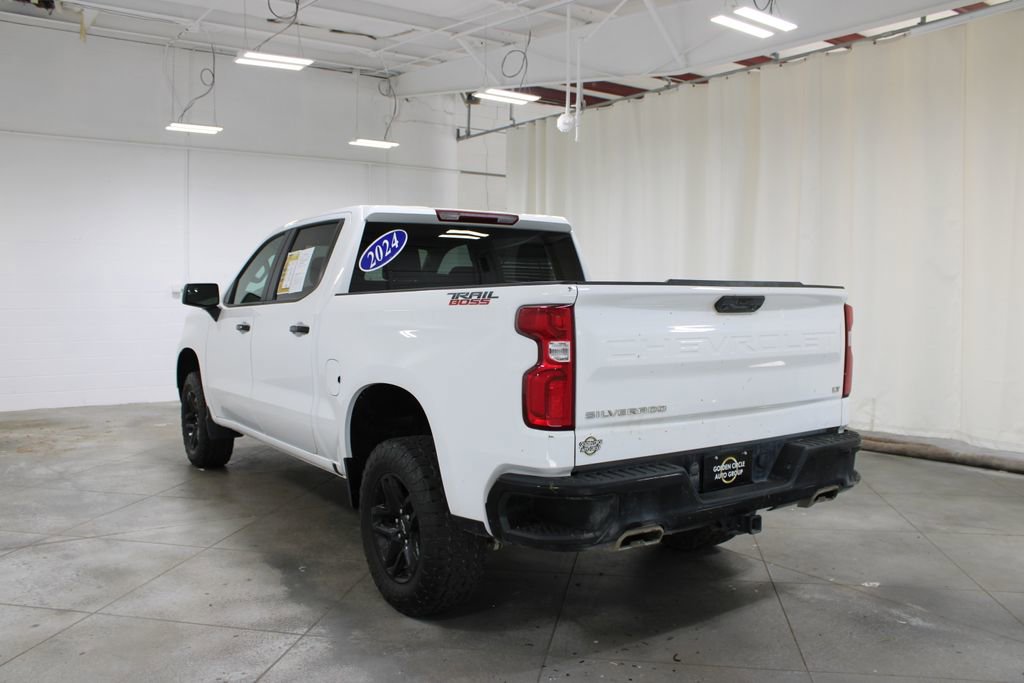 Used 2024 Chevrolet Silverado 1500 LT Trail Boss w/ Protection Package AWD/4WD image 8