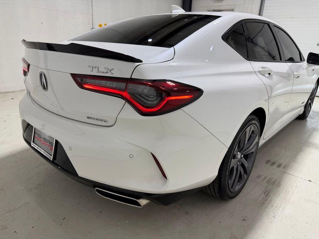Used 2023 Acura TLX SH-AWD w/ A-SPEC Pkg image 9