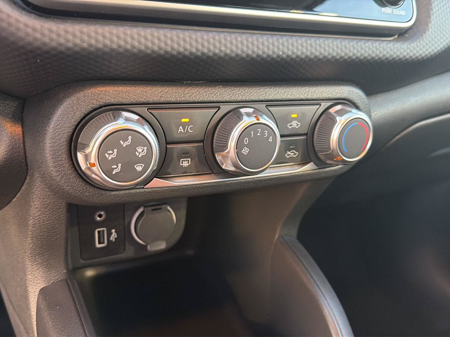Used 2024 Nissan Kicks S FWD image 26