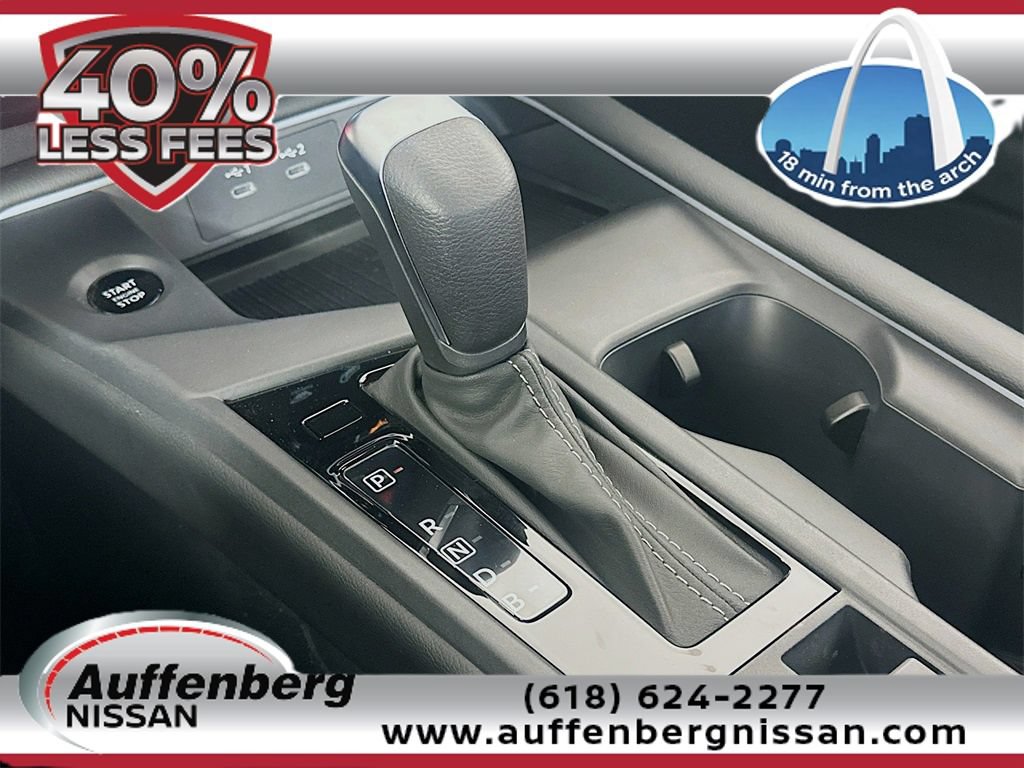 New 2026 Nissan Sentra SV w/ SV Convenience Package FWD image 19