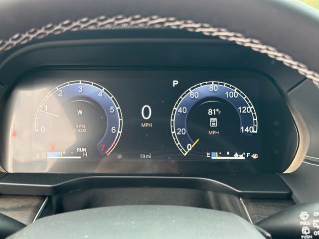 New 2027 Jeep Grand Cherokee Altitude AWD/4WD image 30