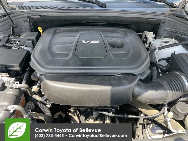 Used 2019 Jeep Grand Cherokee Laredo AWD/4WD image 28