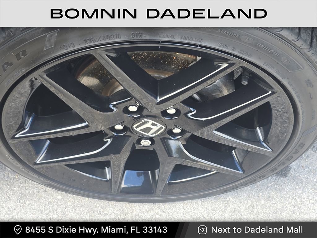 Used 2023 Honda Civic Sport image 8