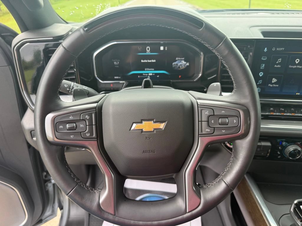 Used 2026 Chevrolet Silverado 1500 High Country w/ Technology Package AWD/4WD image 34