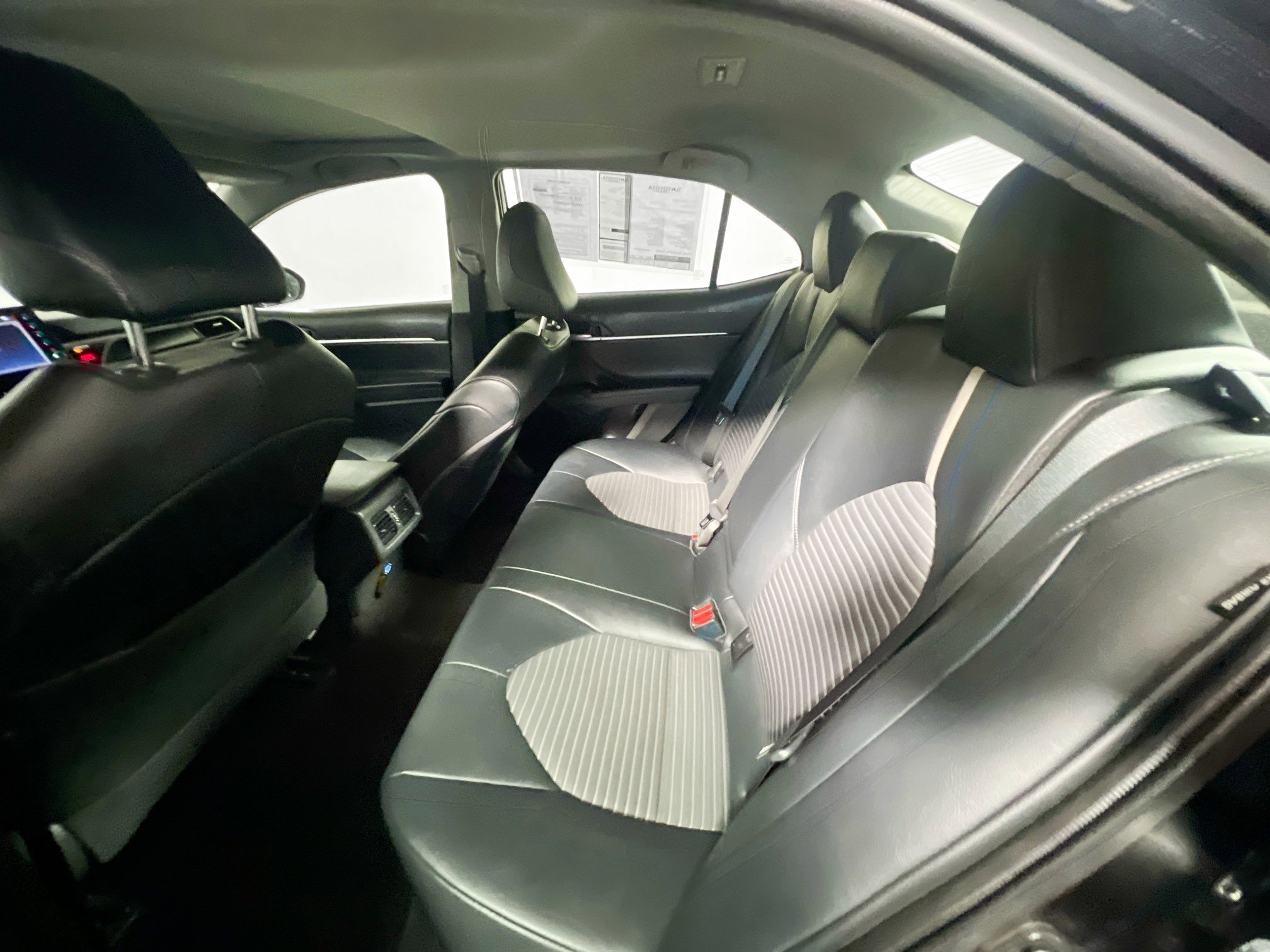 Used 2021 Toyota Camry SE w/ Audio Upgrade Package image 29