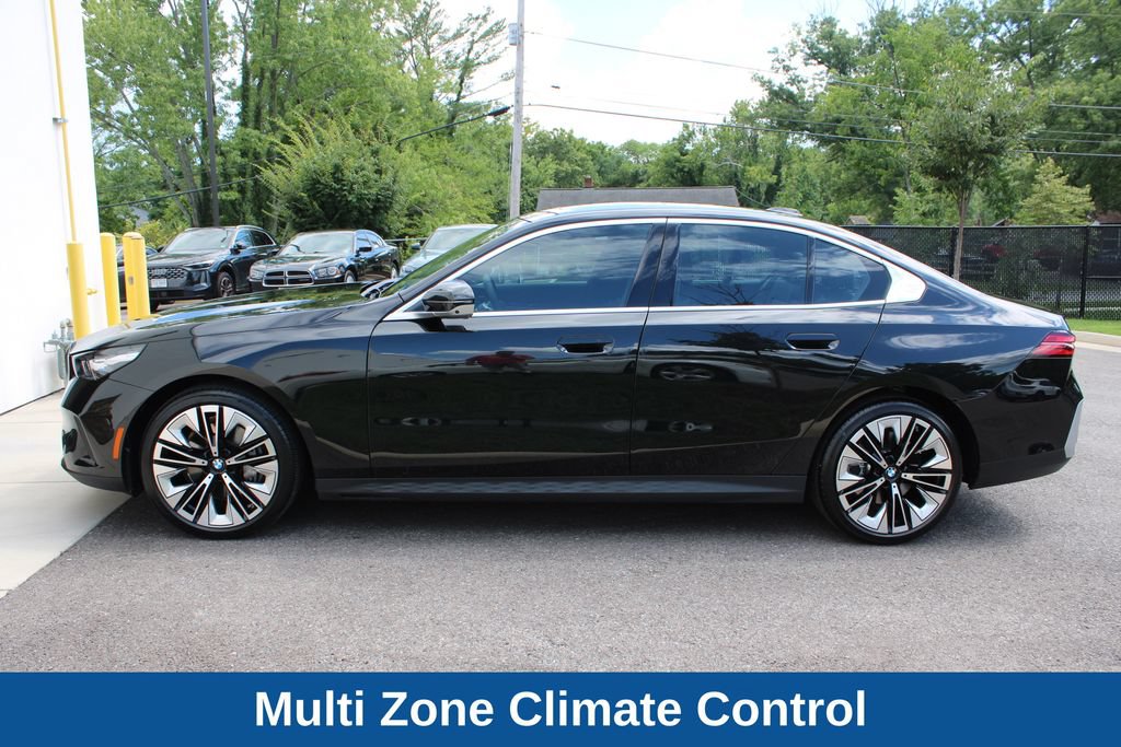 Used 2026 BMW 540i xDrive AWD/4WD image 12