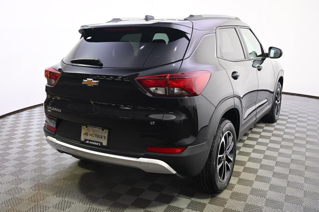 Used 2025 Chevrolet TrailBlazer LT AWD/4WD image 6