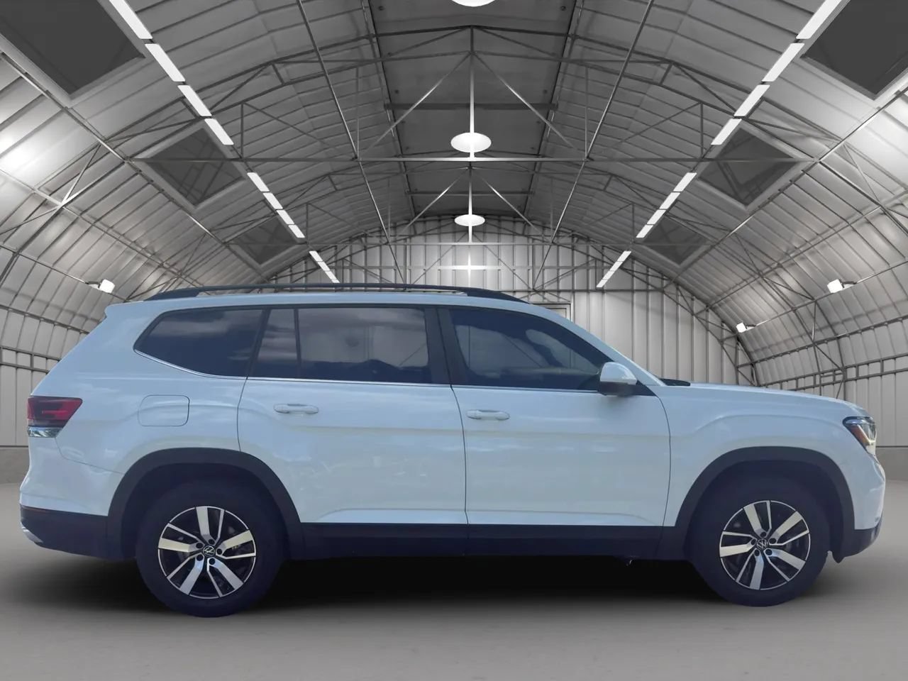 Used 2023 Volkswagen Atlas SE FWD image 4