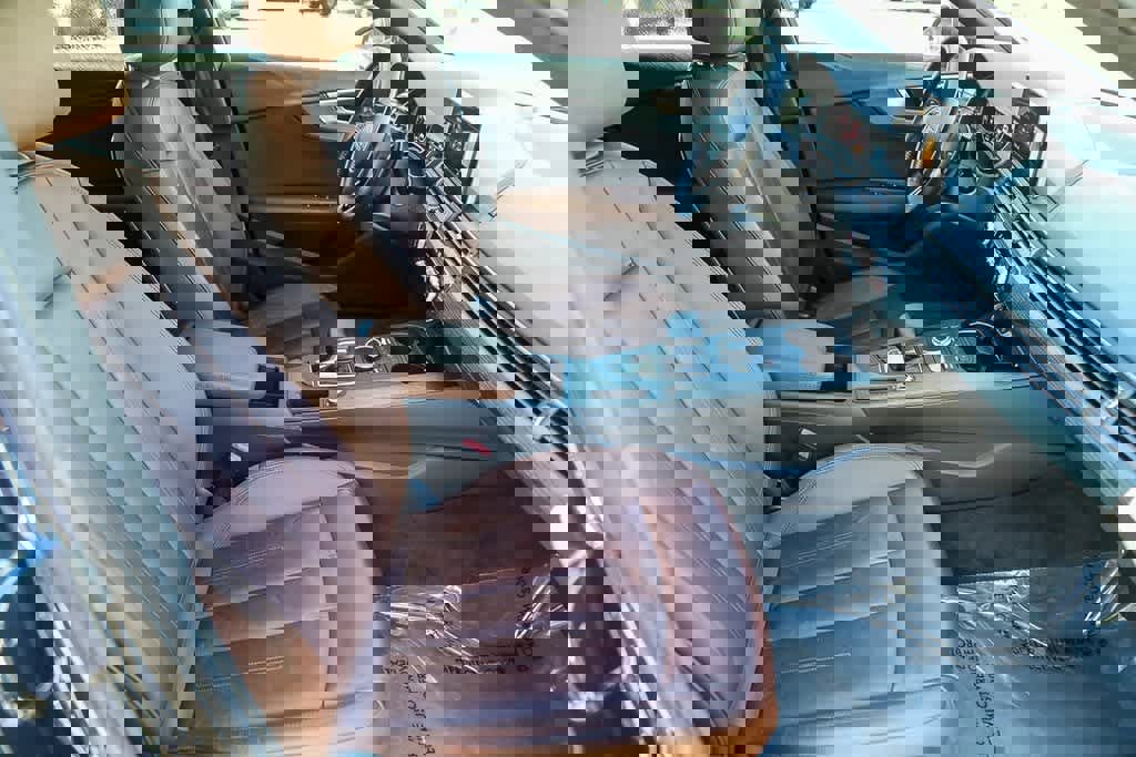 Used 2018 Audi A4 2.0T Ultra Premium w/ 18" Wheel Package image 15