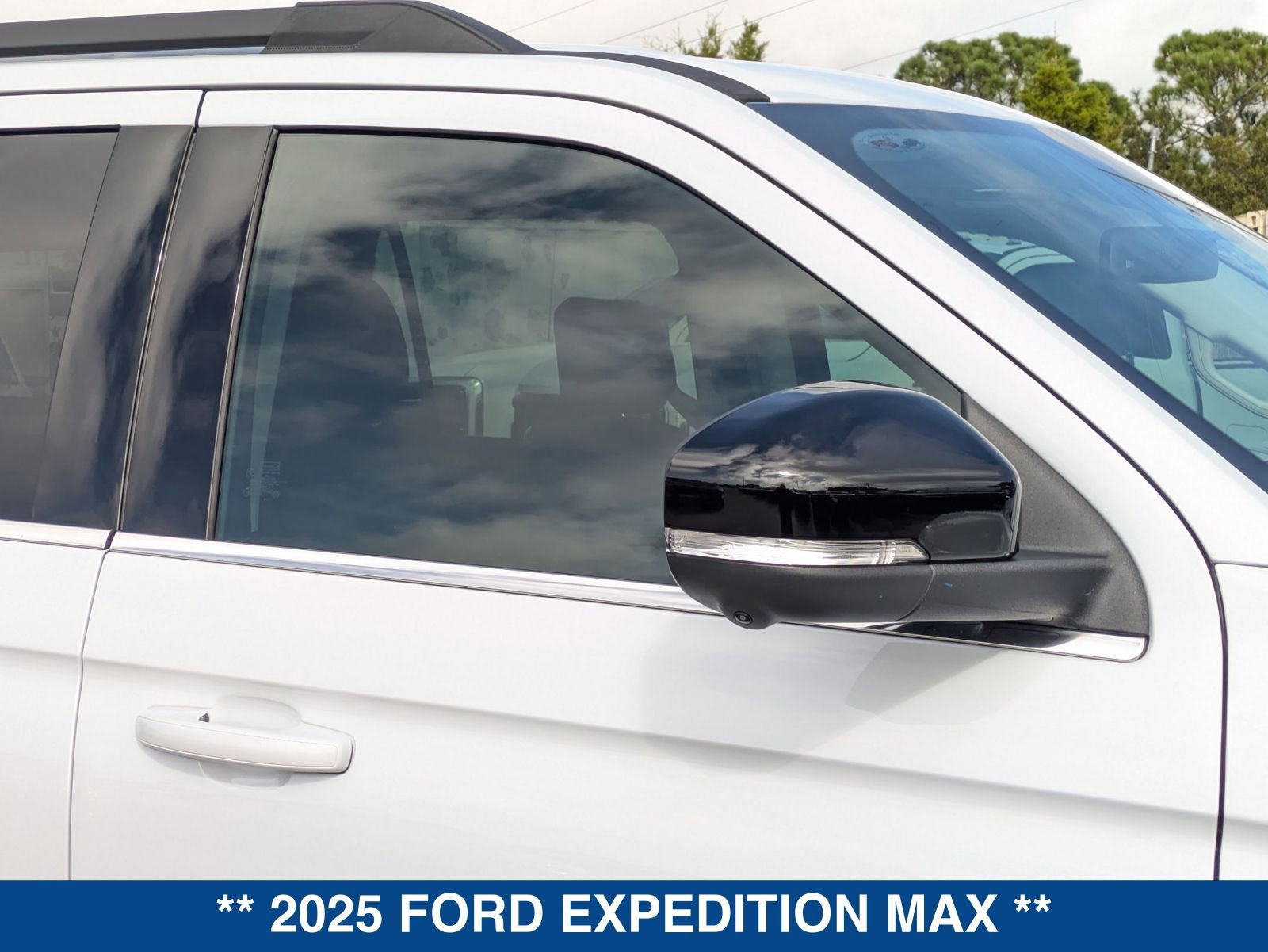 New 2025 Ford Expedition Max Active RWD image 11