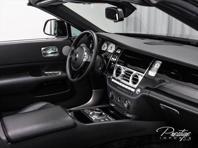 Used 2018 Rolls-Royce Dawn RWD image 49