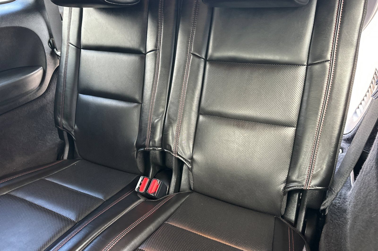 Used 2025 Dodge Durango GT AWD/4WD image 14