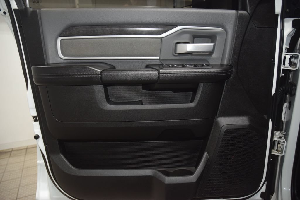 Used 2022 RAM 2500 Big Horn w/ Level A Equipment Group AWD/4WD image 46